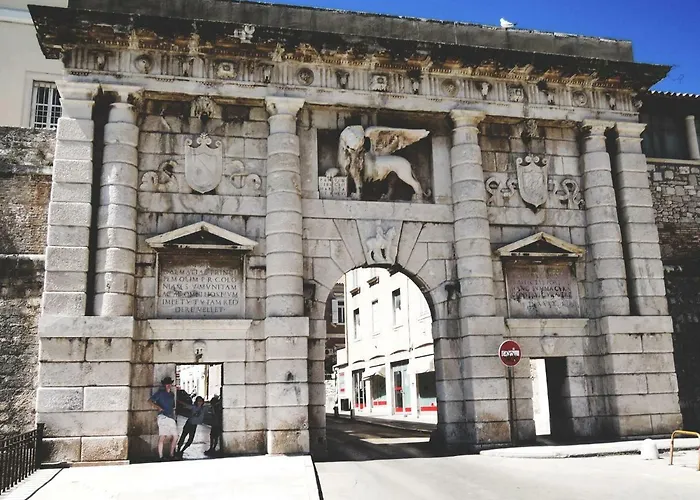 Апартаменти Center