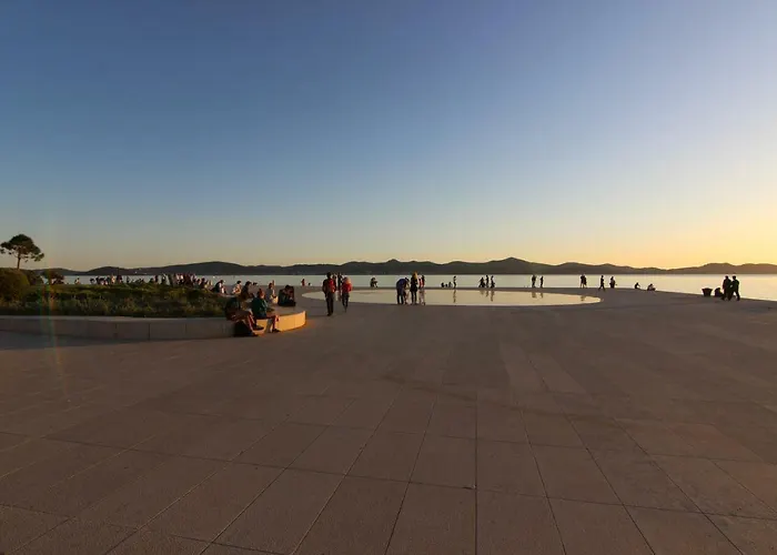 Апартаменти Center *